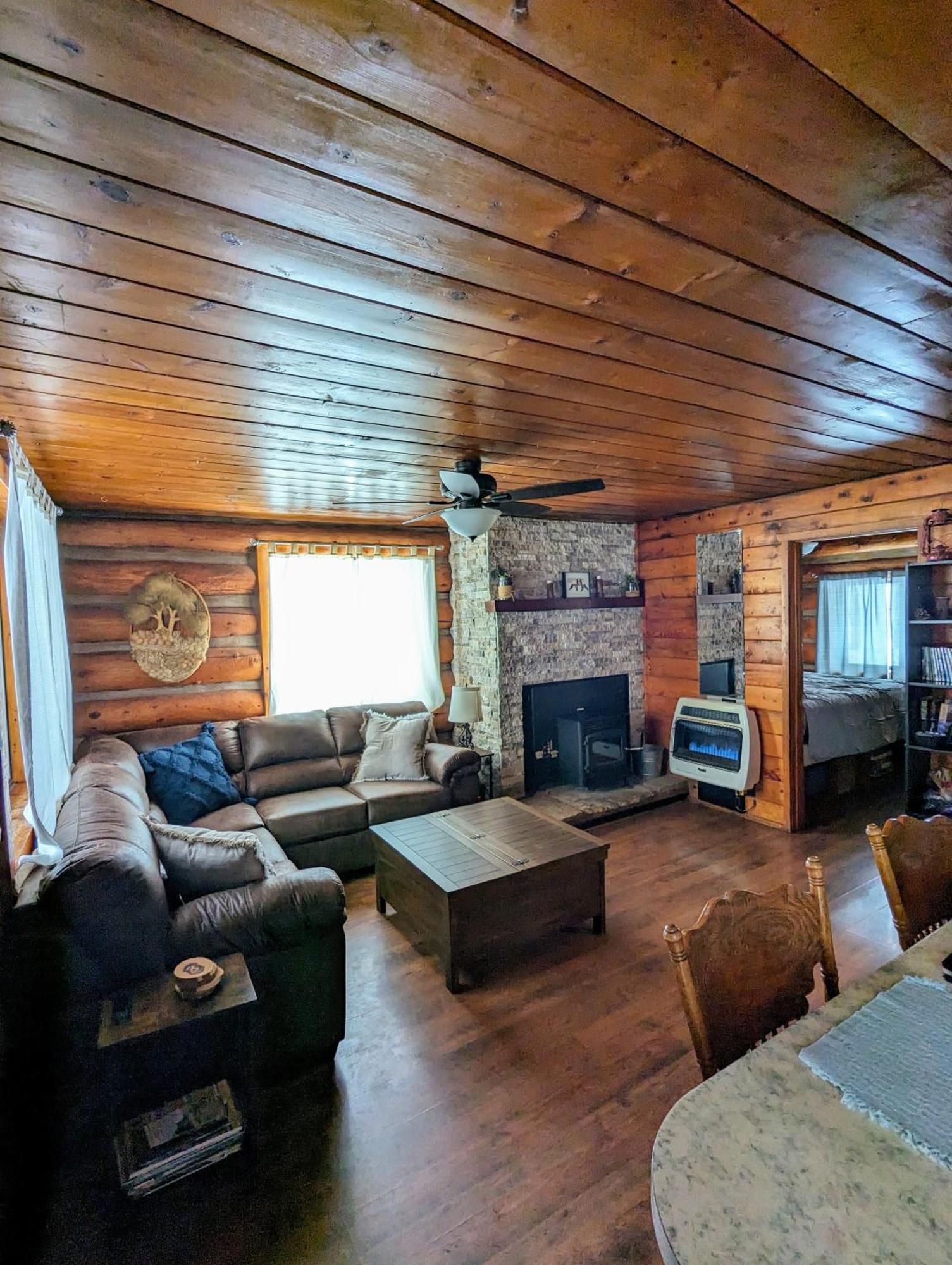 Cozy Cub Log Cabin - Year Round Tranquil Beauty 파인톱-호변 외부 사진
